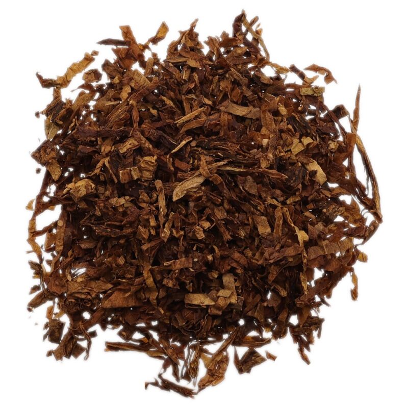 Detalle cercano del tabaco Kopp Year of the Dragon resaltando el corte y color del Virginia aromatizado con carambolo